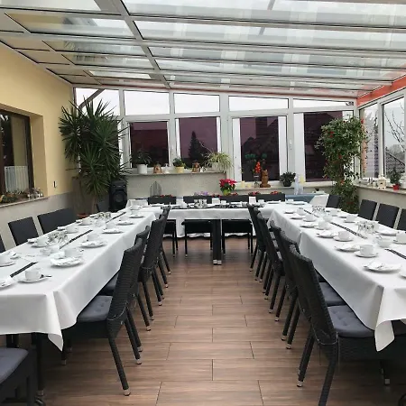 Mecklenburg 3* Waren (Mueritz)